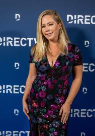 5 Hot Stories: Kendra Wilkinson Slams Body-Shamers, 'Landman' Finale