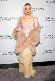 Elle Fanning Stays Nails the Modern-Retro Glam Trend at the Board of Review Gala