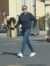 Ellen DeGeneres Debuts Gray Hair While Returning From U.K.