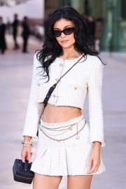 Fans Speculate Kylie Jenner Had New Plastic Surgery After Recent Selfie