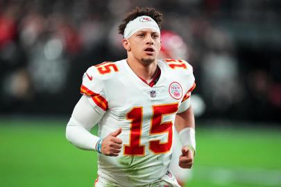 Patrick Mahomes' Grandfather Enters Hospice Days Chiefs Before Playoff Game