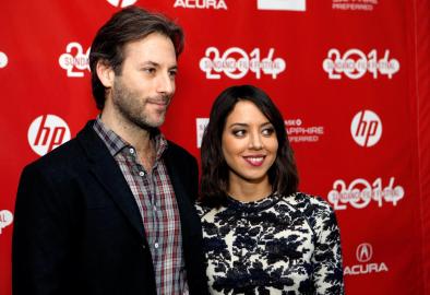 Celebrities Voice Support for Aubrey Plaza After Husband’s Death