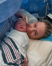 The Other Two’s Helene Yorke Shares 1st Photos of Baby No. 2
