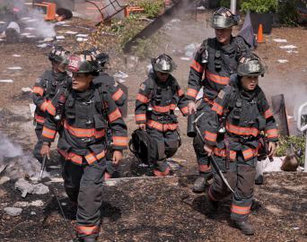 '9-1-1: Lone Star’ Finale Preview: 126 Must Save City From Nuclear Meltdown