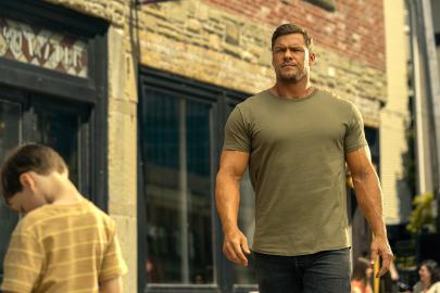 Alan Ritchson Addresses Christian Backlash to 'Reacher' Sex Scenes