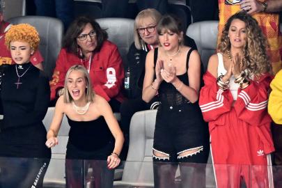 Who Did Taylor Swift Bring to the 2024 Super Bowl to Watch Travis Kelce?