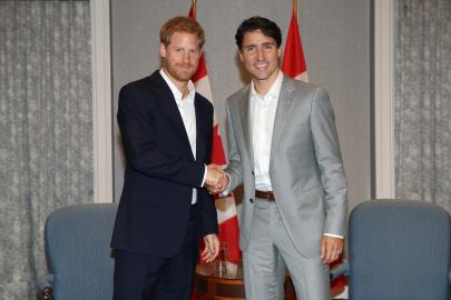 Prince Harry Hugs Canada’s Justin Trudeau at 2025 Invictus Games