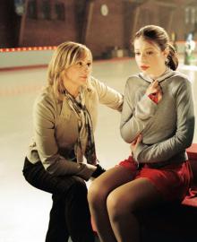 Kim Cattrall Reacts to Michelle Trachtenberg’s Death