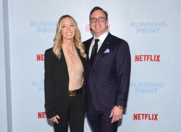 Lakers Owner Jeanie Buss and Husband Jay Mohr Live on Different Floors