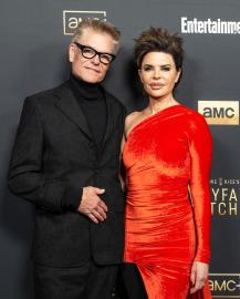 Lisa Rinna and Harry Hamlin Share Their Thoughts on Waxing Pubic Hair