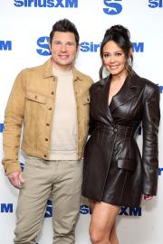 How Nick Lachey Wants Wife Vanessa to Stop Being 'Creepy' About Age Gap