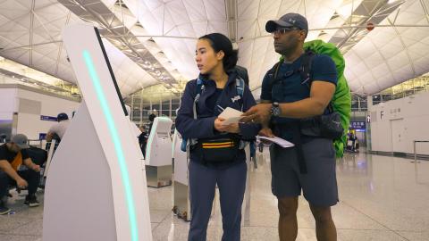 Amazing Race’s Bridget and Ernest Got Caught Up Trying to ‘Pass’ Teams
