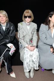 Vogue’s Anna Wintour Only Packed 1 Pair of Boots for Fashion Month