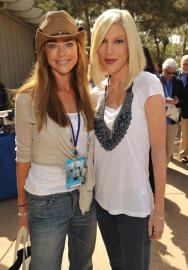 Denise Richards Tells Tori Spelling That They Could Have Been Stepsisters