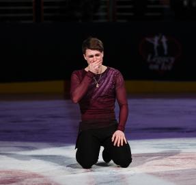 Figure Skater Who Lost Parents in DC Plane Crash Performs Tribute Routine
