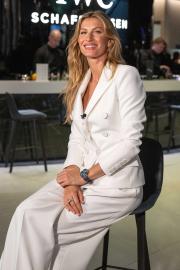 Gisele Bundchen Spotted for 1st Time Since Welcoming Baby With Joaqium Valente