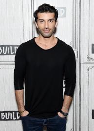 Judge Grants to Pause Justin Baldoni’s Lawsuit Against New York Times