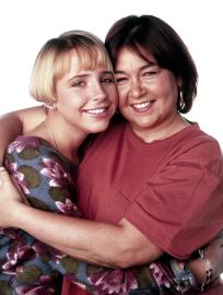 The Conners' Lecy Goranson Praises Show's 'Tasteful' Nods to Roseanne