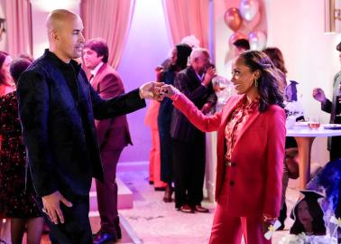 'Half and Half' Costars Essence Atkins, Coby Bell Reunite on 'Poppa's House'