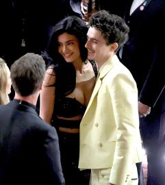 Timothee Chalamet and Kylie Jenner Kiss During 2025 Oscars Ceremony