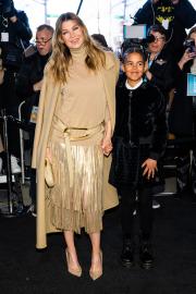 Why Ellen Pompeo Isn’t Ready for Daughter, 10, to Watch ‘Grey’s Anatomy’