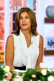 Hoda Kotb Recalls Doctor Saying She Would Die If She Didn't Do Chemo