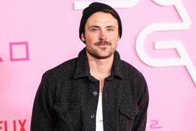 The Traitors' Dylan Efron Clarifies His Bathing Habits: ‘I Do Shower’