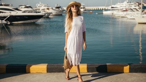 17 Pieces to Help You Nail Expensive-Looking, Coastal-Chic Style 