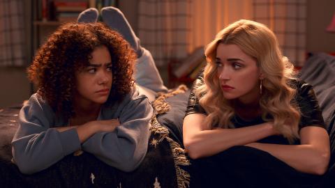 'Ginny & Georgia' Teases Mother-Daughter Division in 1st Look at Season 3