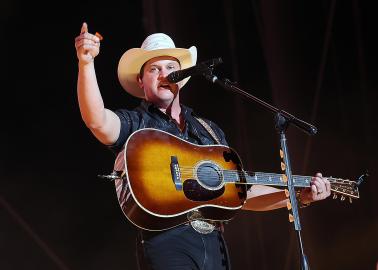 Go Backstage With Jon Pardi Before ‘Honkytonk Hollywood’ Tour Kicks Off