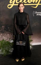 Christina Ricci Recalls Moment She Received Nude Photo at Age 11