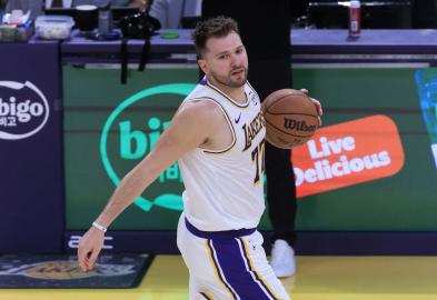 LA Lakers' Luka Doncic Ejected After Bizarre Incident With Fan and Referee