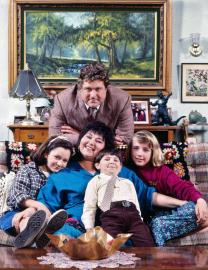 'The Conners' Series Finale Uses Archive Footage of Everyone But Roseanne