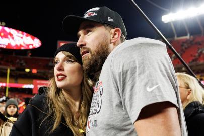 Taylor Swift, Justin Bieber and More: 5 Celebrity Love Stories Revealed