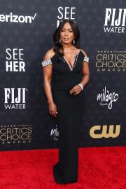 Angela Bassett Is ‘in Mourning’ Over Bobby Nash’s Death on ‘9-1-1’