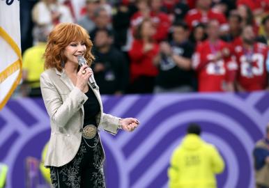 Reba Records New Music After 2 Years, Now Faces a 'Dilemma' About Release