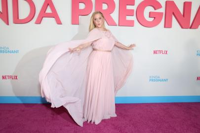 Amy Schumer Shuts Down Movie Critics With Nikki Glaser's Support