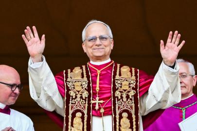 Pope Leo XIV’s Family Guide: Meet His Late Parents and 2 Brothers