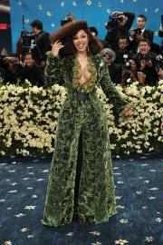 Cardi B Has a $10,000 Driver for Her 3 Kids, Pays $3,000 a Week in Childcare