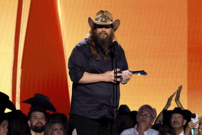 Chris Stapleton Dedicates Male Artist of the Year ACM Award to Late Friend