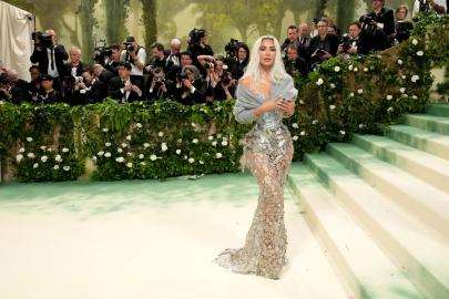 Kim Kardashian Offers a Glimpse Into Her Intense Pre-Met Gala Beauty Prep
