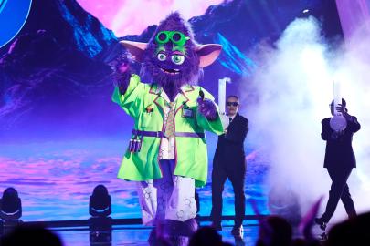The Masked Singer’s Mad Scientist Monster Reacts to Trace Adkins Guesses