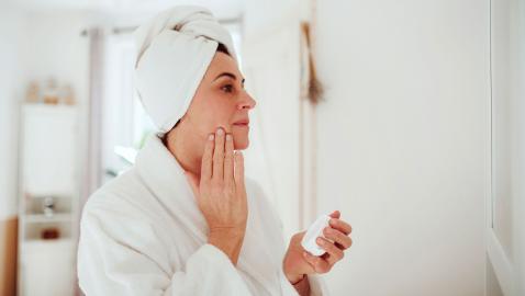 This Anti-Aging Moisturizer Restores Elasticity to the Skin Barrier