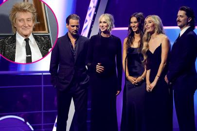 Rod Stewart's Kids Have Surprise Reunion to Present Him Award at 2025 AMAs