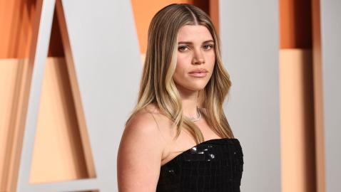 Sofia Richie Just Convinced Us To Buy This Classic Sneakers