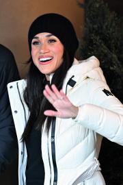 Meghan Markle Shares Pineapple Cutting Hack in 'With Love' Deleted Scene