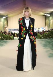 Anna Wintour's Vogue Highlights: Met Gala to Iconic Covers