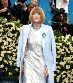 Anna Wintour Steps Down as Vogue’s Editor in Chief After 37 Years