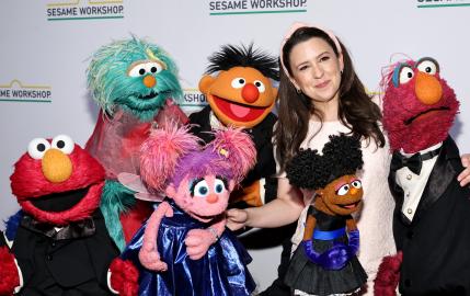 Ms. Rachel: 5 Things to Know About the Children’s YouTube Star