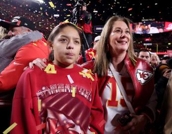 Patrick Mahomes' Mom Randi Slashes Asking Price on NFL Star's Childhood Home